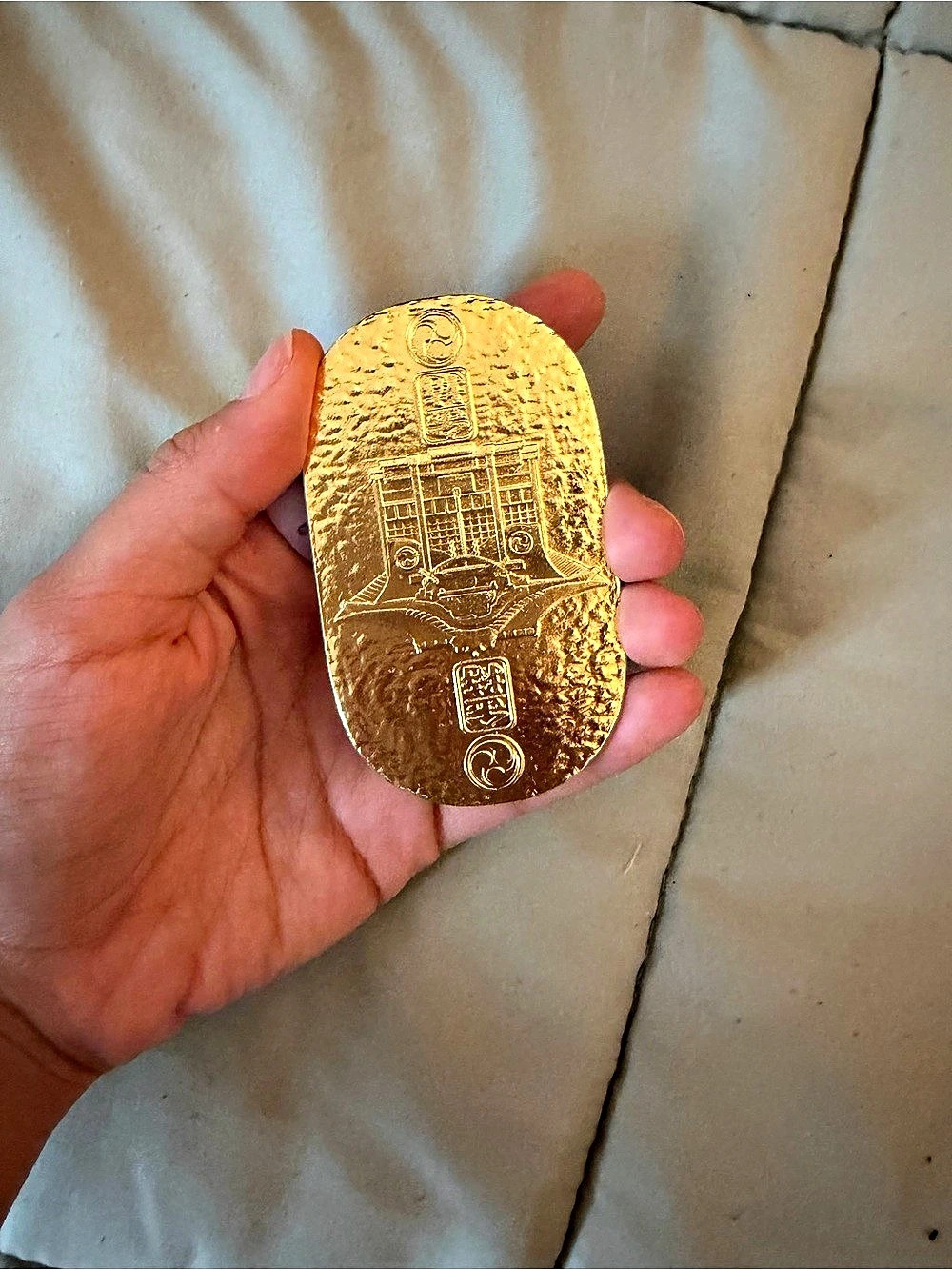 Japanese Shrine Oban Koban Talisman E-Sen Omamori Mitsudomoe Gold Tone